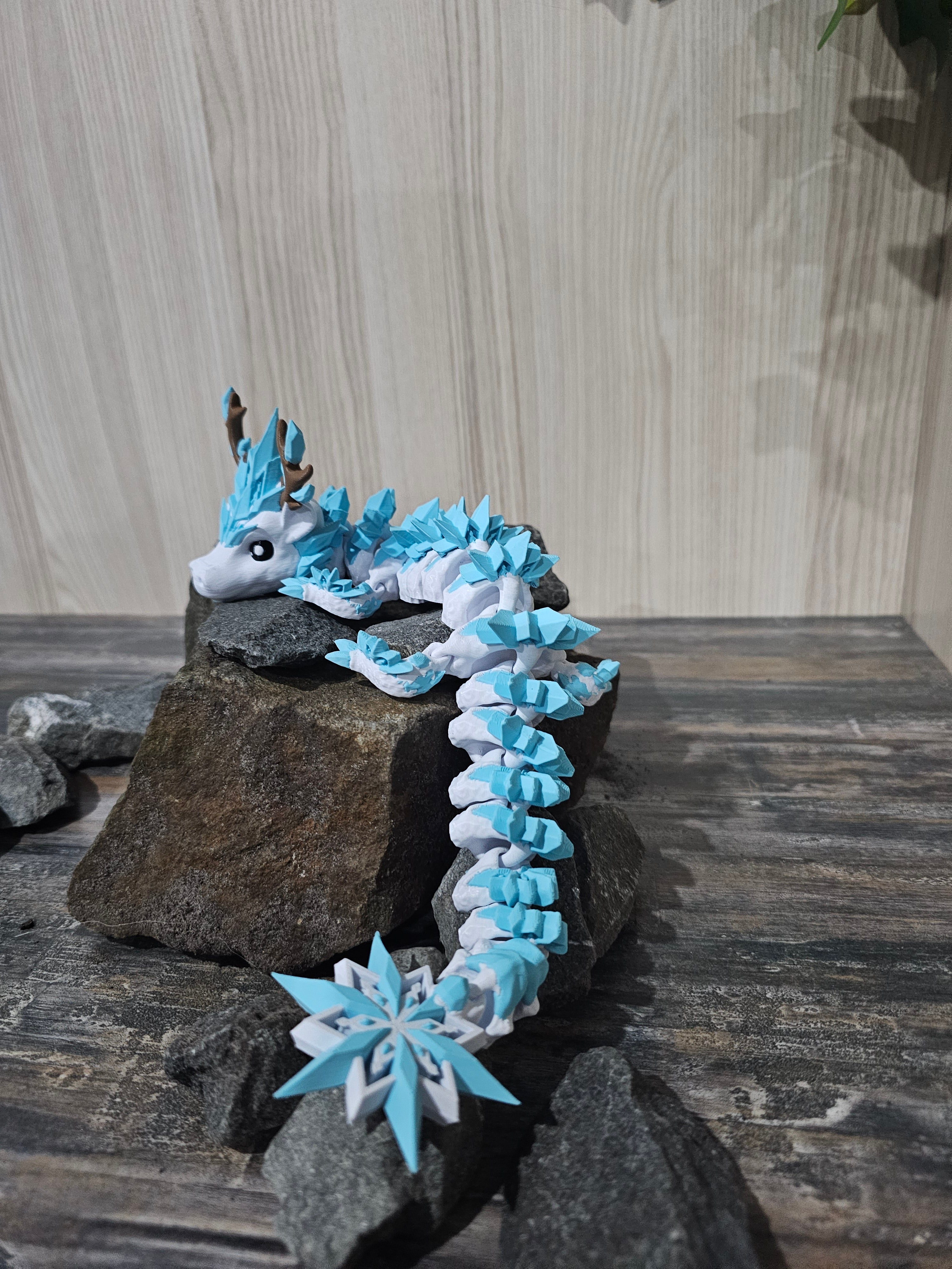 Flexi Dragon Snowflake